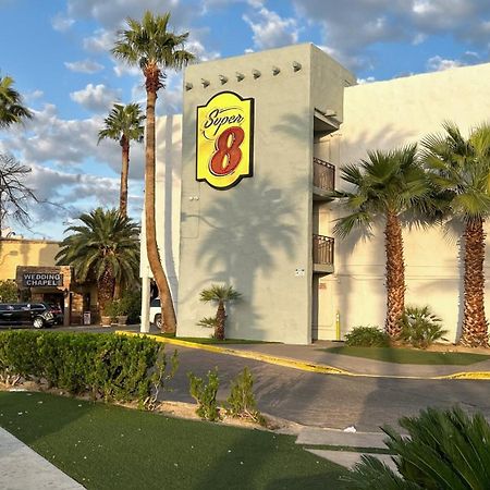 Super 8 By Wyndham Las Vegas North Strip/Fremont St. Area Экстерьер фото