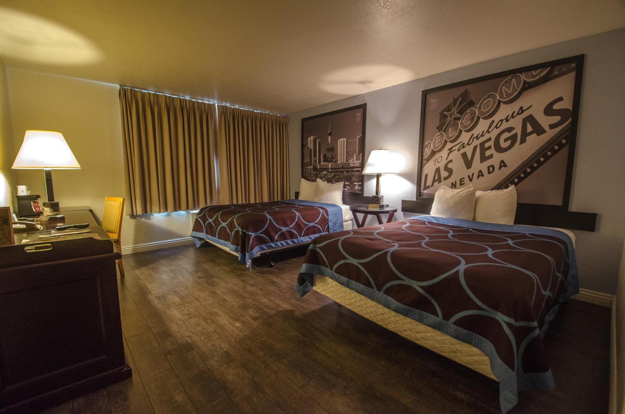 Super 8 By Wyndham Las Vegas North Strip/Fremont St. Area Экстерьер фото