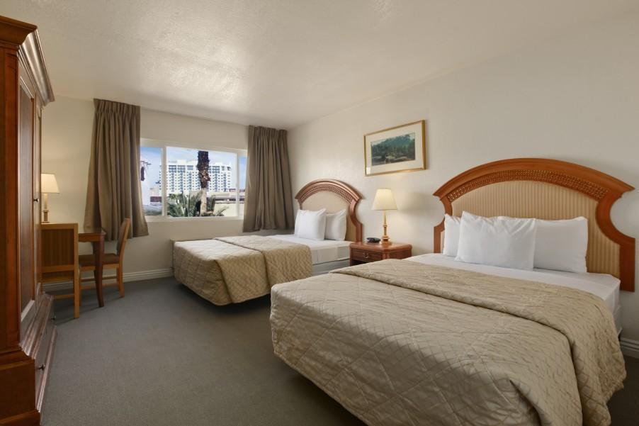 Super 8 By Wyndham Las Vegas North Strip/Fremont St. Area Экстерьер фото